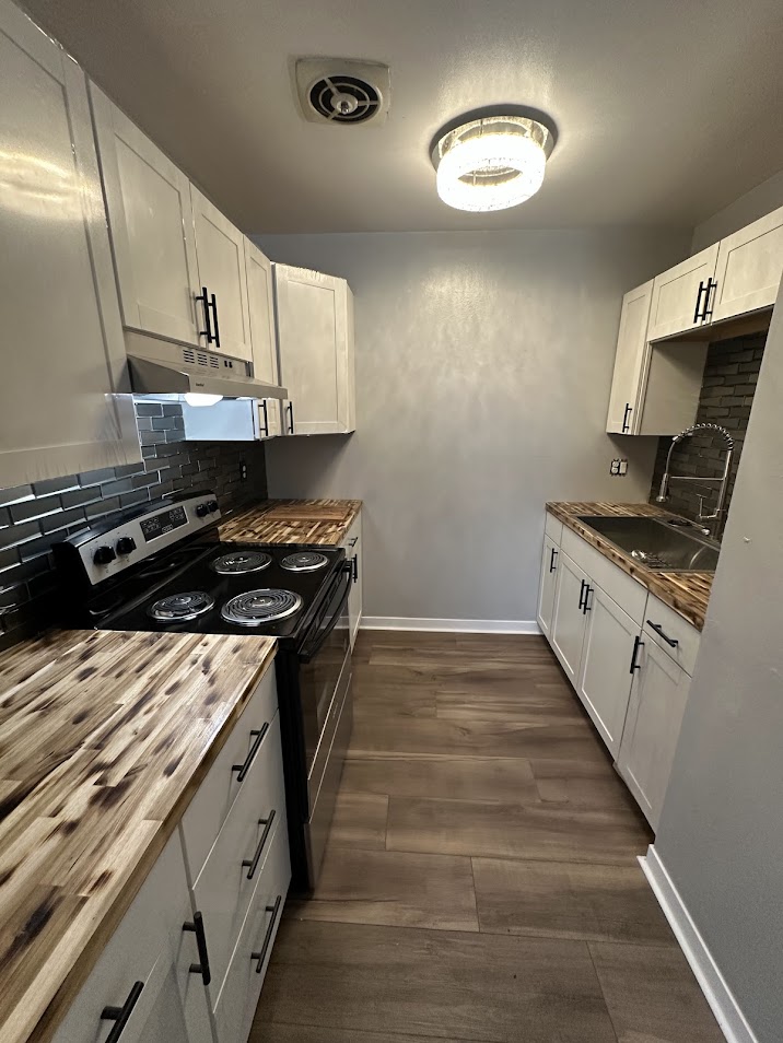 1532 Lynnfield Drive - 1530