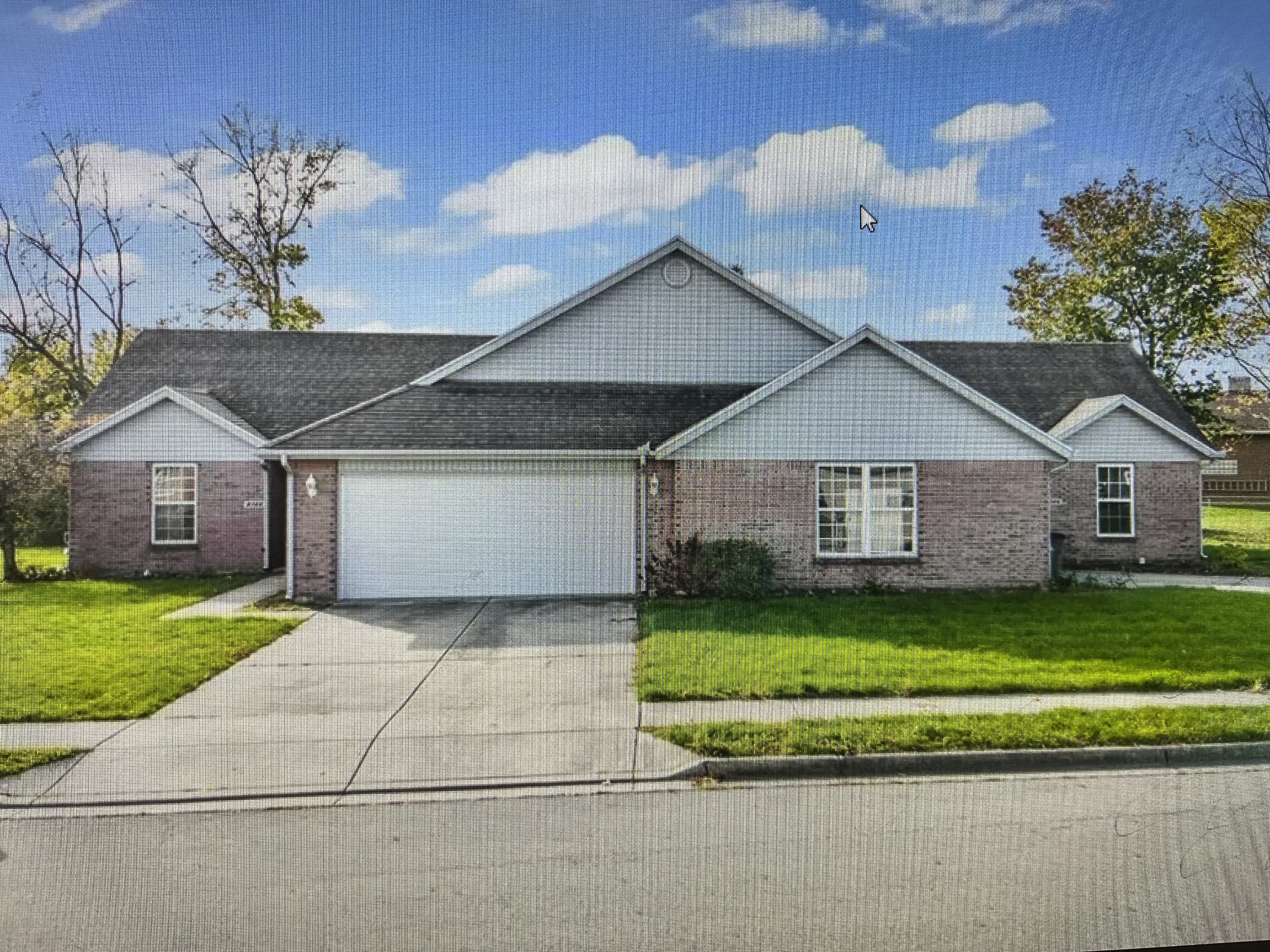 2722 Fairview Court - 1