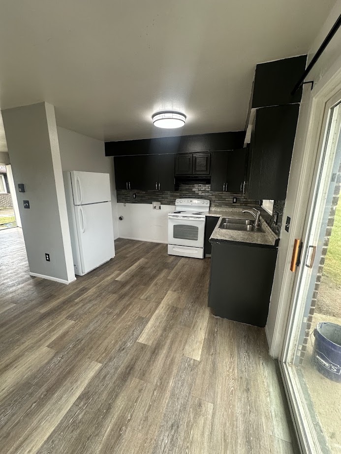 4365 Powell Road - 1